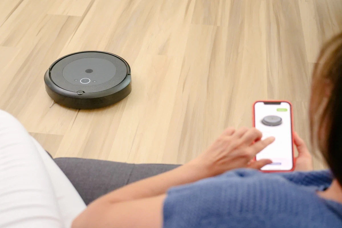 Roomba IRobot Vacuum Controlled By App.webp